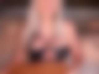 AlenaCroft's Live Sex Cam Show