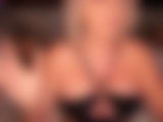 AlenaCroft's Live Sex Cam Show