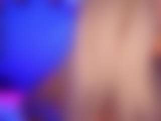 AlenaCroft's Live Sex Cam Show