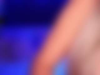 AlenaCroft's Live Sex Cam Show