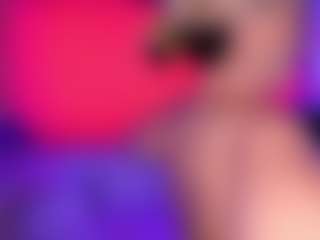 AlenaCroft's Live Sex Cam Show