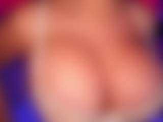 AlenaCroft's Live Sex Cam Show