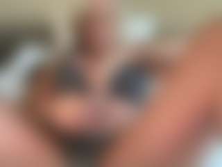 AlenaCroft's Live Sex Cam Show