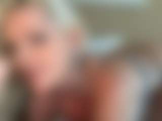 AlenaCroft's Live Sex Cam Show