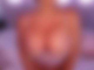 AlenaCroft's Live Sex Cam Show