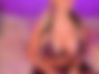 AlenaCroft's Live Sex Cam Show