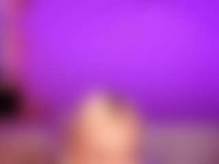 AlenaCroft's Live Sex Cam Show