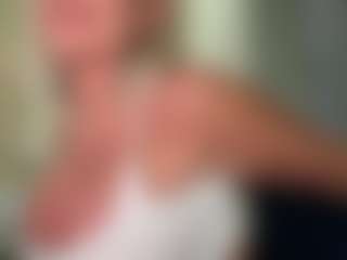 AlenaCroft's Live Sex Cam Show