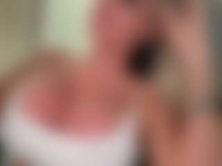 AlenaCroft's Live Sex Cam Show