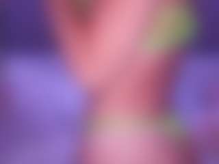 Live cam show with AlenaCroft - Squirt on intimatelivegirls.com