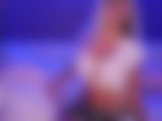 AlenaCroft's Live Sex Cam Show