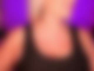 AlenaCroft's Live Sex Cam Show
