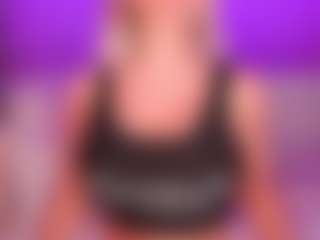 AlenaCroft's Live Sex Cam Show