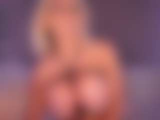 AlenaCroft's Live Sex Cam Show