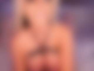 AlenaCroft's Live Sex Cam Show