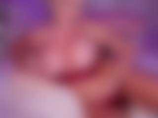 AlenaCroft's Live Sex Cam Show