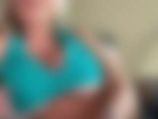 AlenaCroft's Live Sex Cam Show