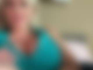 AlenaCroft's Live Sex Cam Show