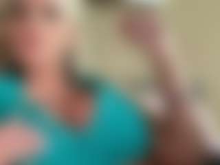 AlenaCroft's Live Sex Cam Show