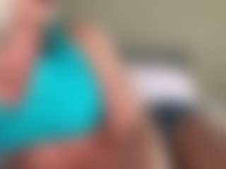 AlenaCroft's Live Sex Cam Show