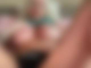 AlenaCroft's Live Sex Cam Show