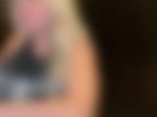 AlenaCroft's Live Sex Cam Show
