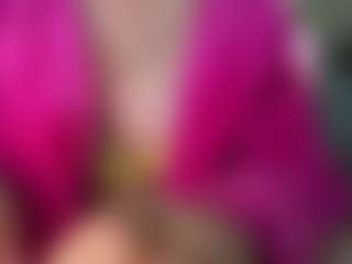 AlenaCroft's Live Sex Cam Show