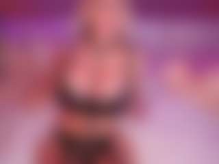 AlenaCroft's Live Sex Cam Show