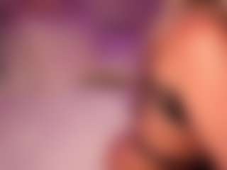 AlenaCroft's Live Sex Cam Show