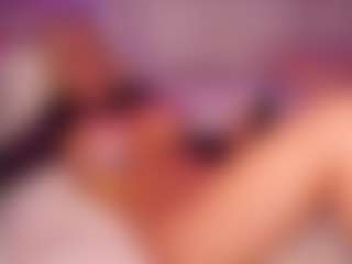 Live cam show with AlenaCroft - Pinup on Camsoda Late Night