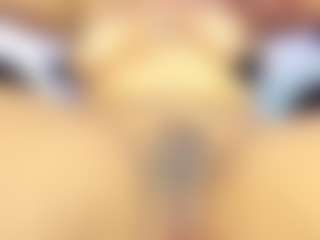 Live cam show with Kathe Zans - Gamer Athletic on milfzrlive.com