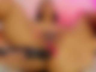 Live cam show with Kathe Sanz - Erotic Dance on Soda Cam