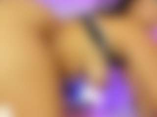 Live cam show with Kathe Sanz - Athletic Lush on Taboo Cams XXX