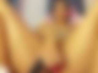 Live cam show with Kathe Sanz - Thick on Camsoda