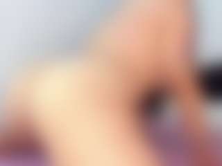 Live cam show with Rosy - Red Hair on Camsoda.co