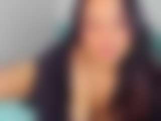 Live cam show with Rosy - Tease on Soda Cam