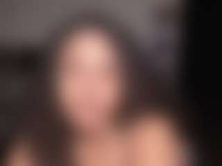 T1ger MILF webcam performer live streaming