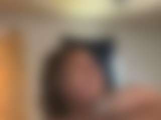 Live cam show with Vessie Can Take It - Submissive on sexylive.show