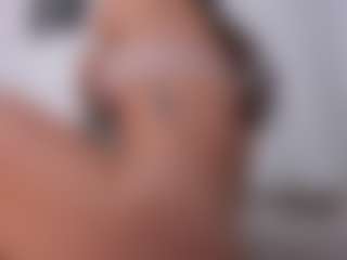 Live cam show with Karol Sweet - Bedroom on TastyBlacksLive