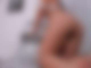 Live cam show with Karol Sweet - Anal Curvy on anonymated.com