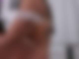 Live cam show with Karol Sweet - Natural on hrnylive.com