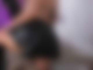 Live cam show with Karol Sweet - Fingers on Camsoda
