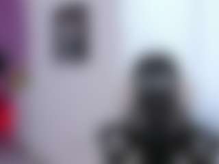 Live cam show with Karol Sweet - Wet on Camsoda