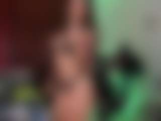 Live cam show with Karol Sweet - Oil on x69.live