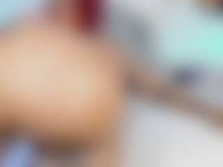 Live cam show with Khelany - Strip on SpunkLive