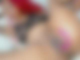Live cam show with Khelany - Spank Red Hair on AdultVida.com