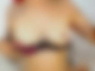 Khelany's Live Sex Cam Show