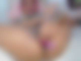 Khelany's Live Sex Cam Show