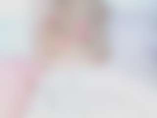 Live cam show with Khelany - Strip Red Hair on Instabang