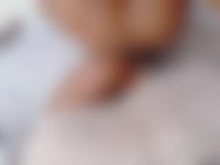 Khelany's Live Sex Cam Show
